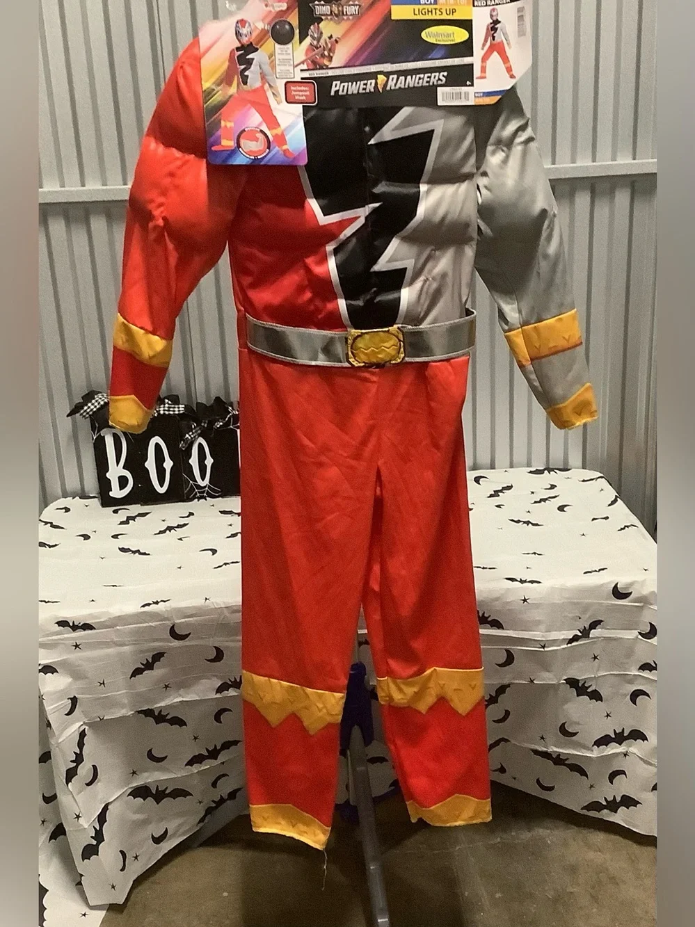 Power Ranger Dino fury red ranger Kids Halloween Costume size medium (8/10)